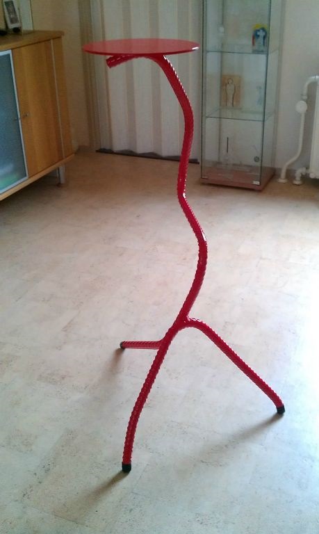 "Tafeltje hoog" € 175,=